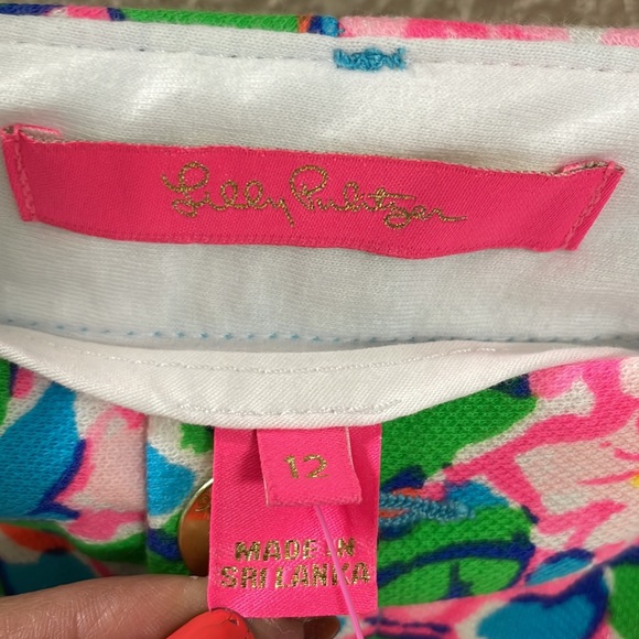 Lilly Pulitzer NWT Callaghan Knit Shorts. Rose to the Occasion is the pattern . - Picture 3 of 6